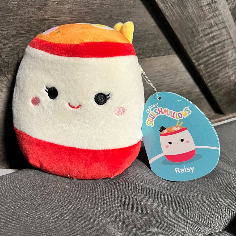 Raisy 5 inch squishmallow new